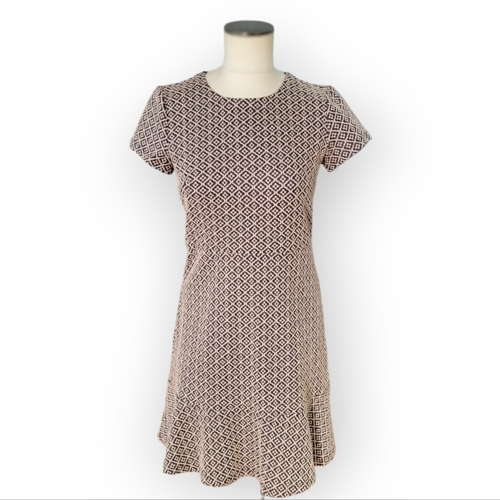 Loft Tan and Navy Geometric Flared Hem short Sleeve Dress Size 2
